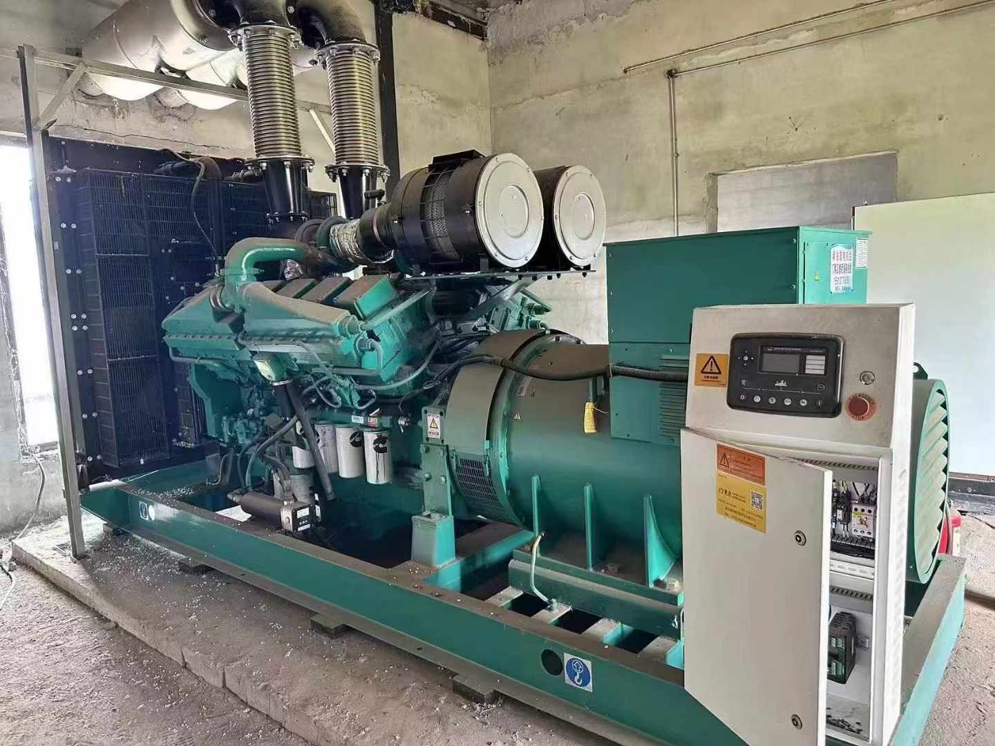 建阳无功补偿装置的性能评估需要考虑哪些因素？